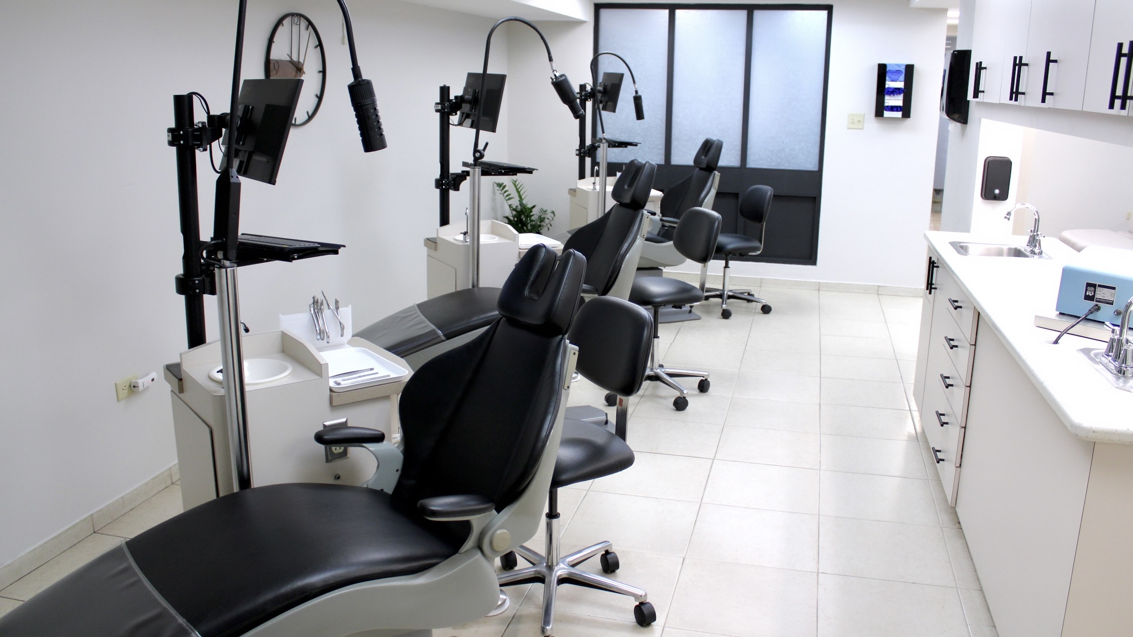 6F4120D6-4908-482D-83DC-CECB7A9EF643